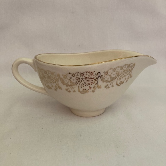 Price Reduction Bone China Gravy Boat  Tudor Rose Vintage 22k Georgian Pink Rose - Picture 3 of 6